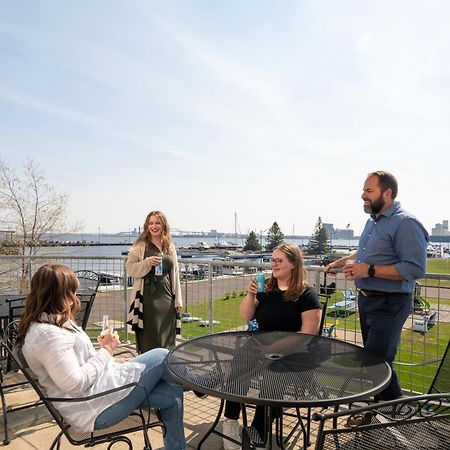 Park Point Marina Inn Duluth Buitenkant foto