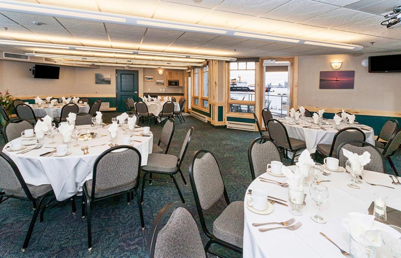 Park Point Marina Inn Duluth Buitenkant foto
