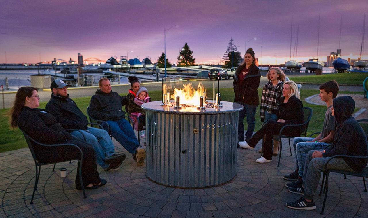 Park Point Marina Inn Duluth Buitenkant foto